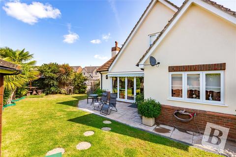 4 bedroom detached house for sale, Station Road, Wickford, Essex, SS11