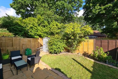 49 Alfred Close, Totton, Southampton, SO40 8TD