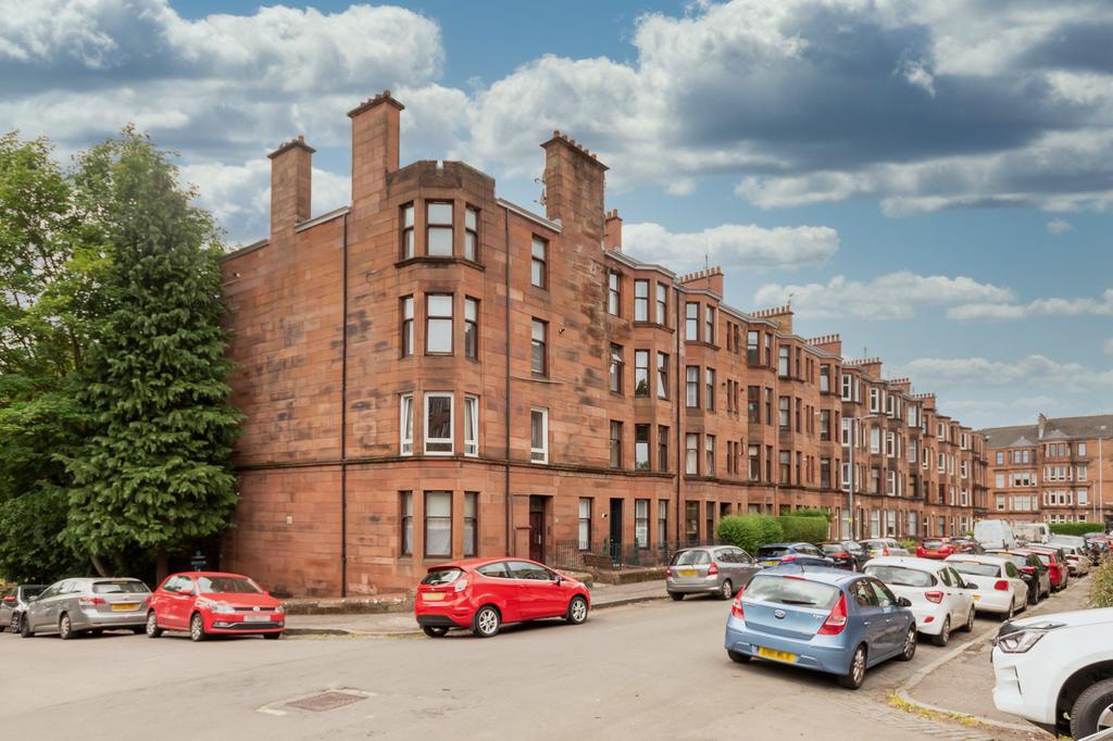 Kennoway Drive, Flat 3/2, Patrick... 2 bed apartment £1,100 pcm (£254 pw)