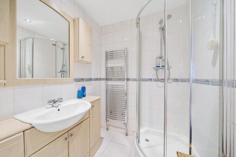 42 Shirley Crescent, Beckenham, BR3 4AZ