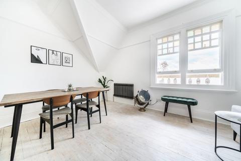 Flat 6, 22 Carlton Road, Sidcup, DA14 6AH