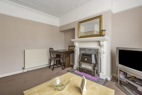76 Castlecombe Road, London, SE9 4AP