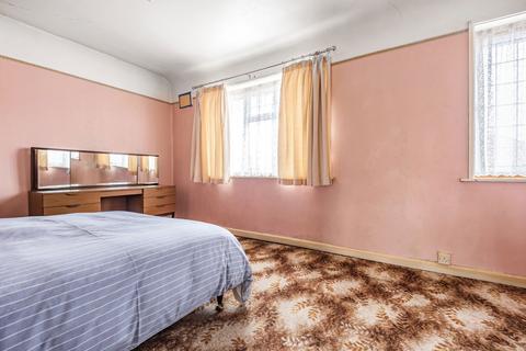 76 Castlecombe Road, London, SE9 4AP