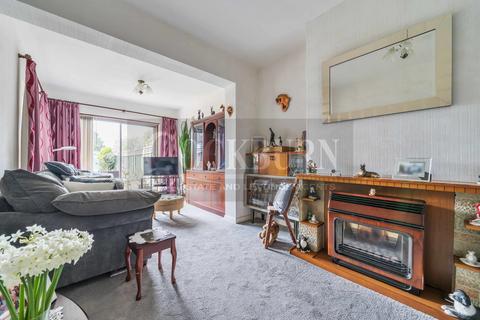 89 Sparrows Lane, London, SE9 2BU