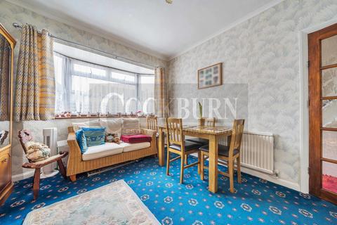 89 Sparrows Lane, London, SE9 2BU
