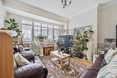 27 Clayhill Crescent, London, SE9 4JA