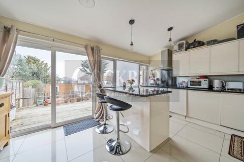 27 Clayhill Crescent, London, SE9 4JA