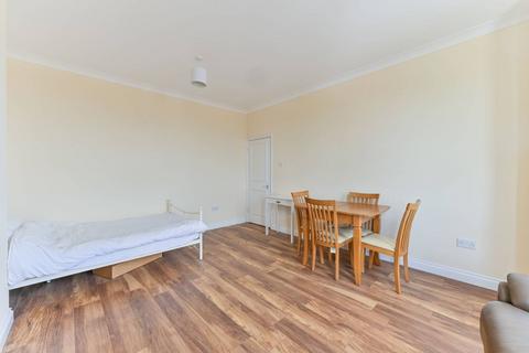 Flat 3, 51 Epsom Road, Croydon, CR0 4NB
