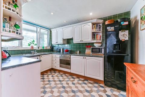 56 Anerley Vale, London, SE19 2BG