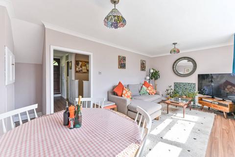 56 Anerley Vale, London, SE19 2BG