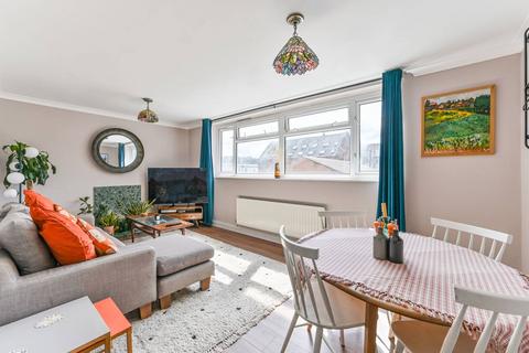 56 Anerley Vale, London, SE19 2BG