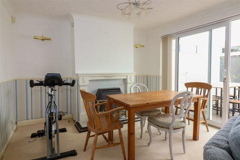 Derryveagh Bridge Road, Alresford, SO24 9ET