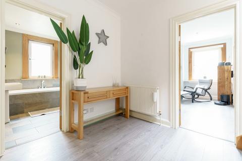 7a Hailes Grove, Edinburgh, EH13 0NE