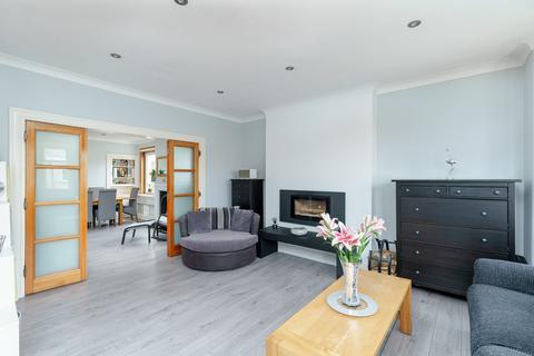 7a Hailes Grove, Edinburgh, EH13 0NE