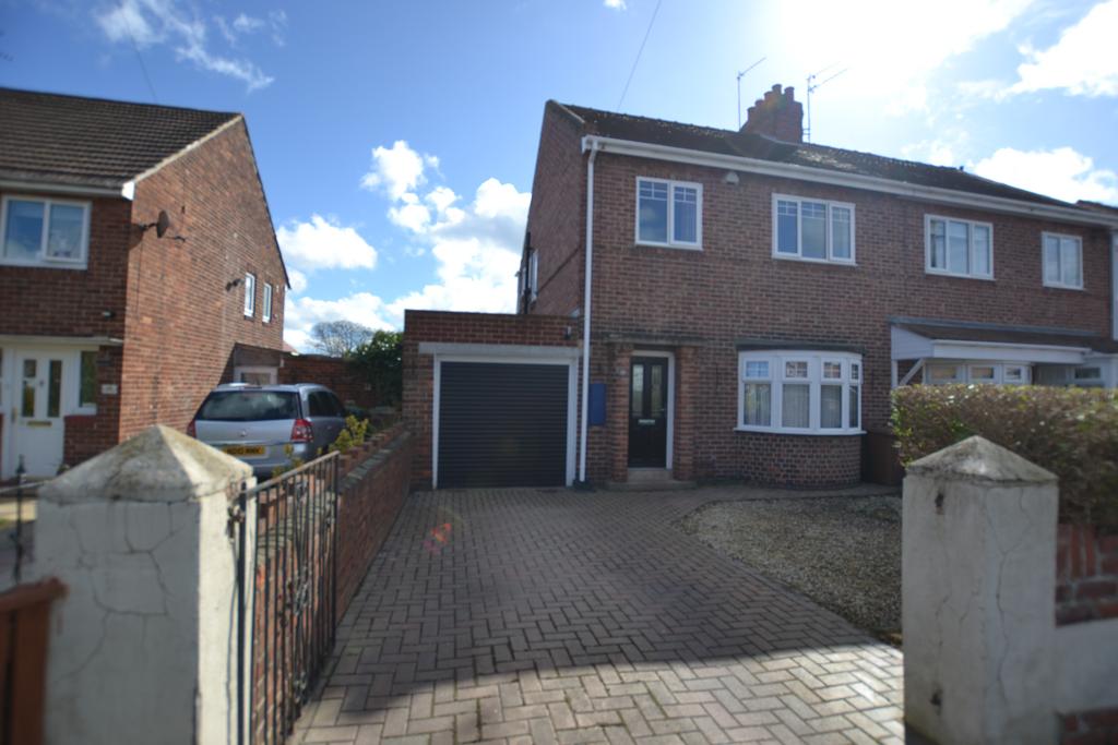 Oxford Avenue, Washington NE37 3 bed semidetached house for sale £