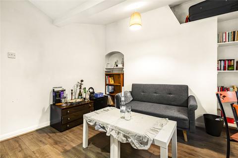 2 bedroom apartment to rent, Compton Street, London, EC1V