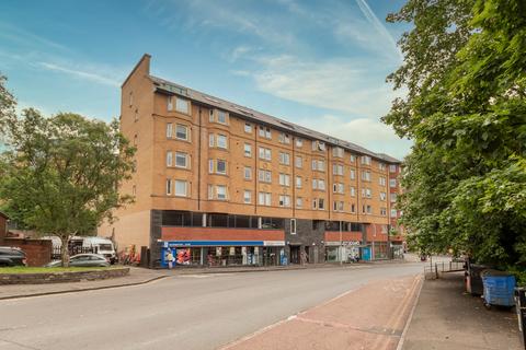 Queen Margaret Drive, Flat 4/2, North Kelvinside , Glasgow, G20 8NX