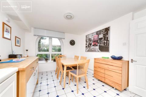 3 bedroom flat for sale, The Strand, Brighton Marina Village, Brighton, BN2