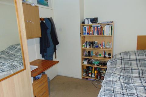18 Gerald Road, London, E16 4HX