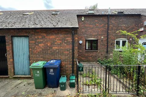 2 bedroom terraced house to rent, Blackfriars Road, Oxford, Oxfordshire, OX1
