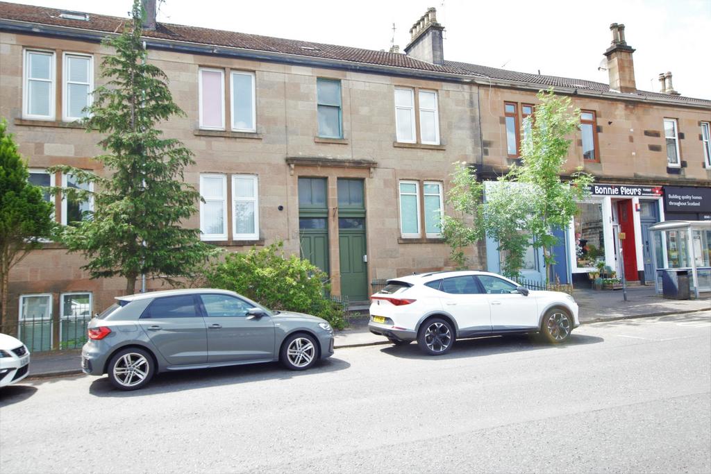 Busby Road, Flat 2/2, Busby, East Renfrewshire, G76 8BH 1 bed flat for