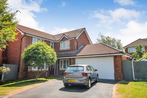 4 bedroom detached house for sale, Llys Tywi, Rhyl