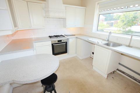 2 bedroom flat to rent, Ancaster Road, Whickham NE16