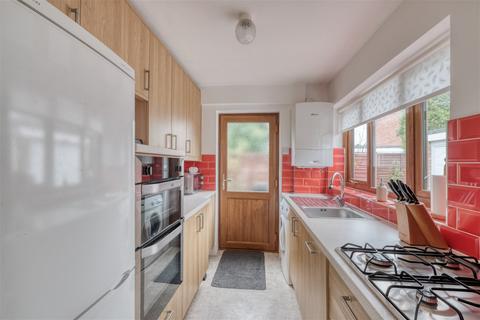 74 Columbia Drive, Lower Wick, Worcester, WR2 4XR