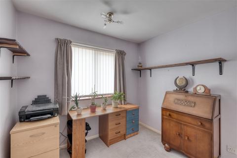 74 Columbia Drive, Lower Wick, Worcester, WR2 4XR