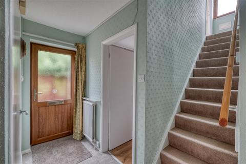 74 Columbia Drive, Lower Wick, Worcester, WR2 4XR