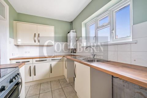 27 Lambarde Avenue, London, SE9 3HH