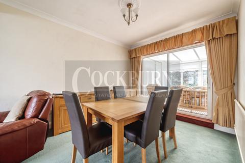 106 Brownspring Drive, London, SE9 3LB