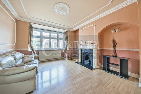 65 Beaconsfield Road, London, SE9 4DS