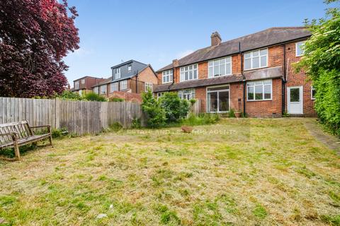 274 Court Road, Eltham, London, SE9 4TY