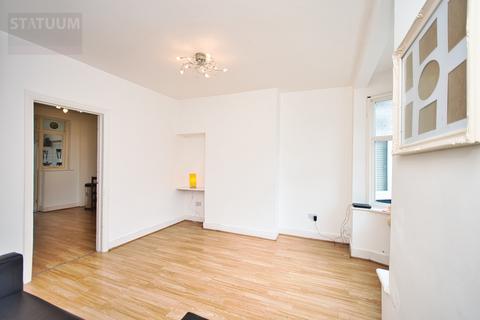 3 bedroom terraced house to rent, Off Prince Regents Ln, Bekton, London, E16