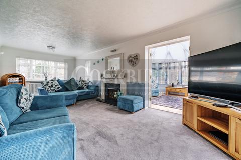 16 Rennets Close, London, SE9 2NQ