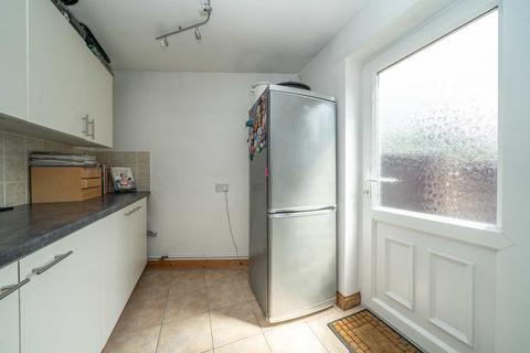 16 Barnfield, Hemel Hempstead, HP3 9QH