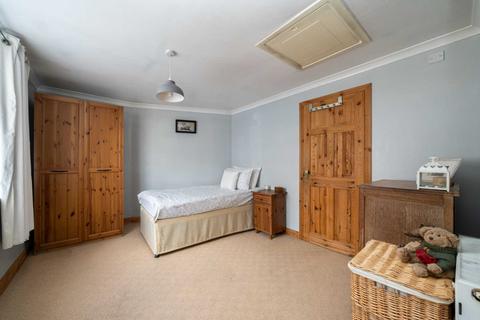 16 Barnfield, Hemel Hempstead, HP3 9QH