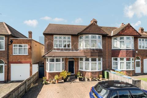 266 Court Road, Eltham, London, SE9 4TY