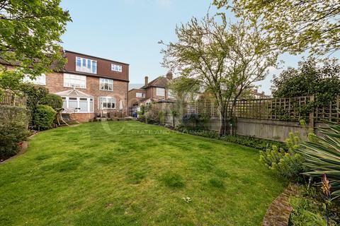 266 Court Road, Eltham, London, SE9 4TY