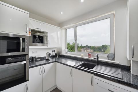 17 Greenbank Court Flats, 12 Hill Crescent, Clarkston, Glasgow, G76 8DQ