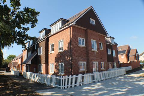21 Oaktree Gardens, Eltham, London, SE9 3GA