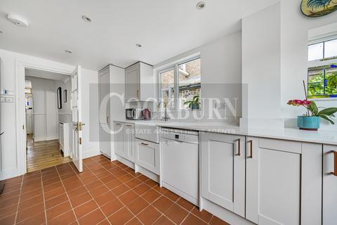 17 Dorset Road, London, SE9 4QY