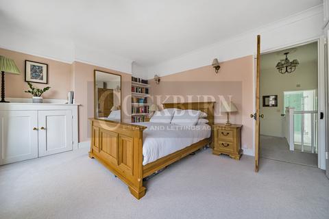 17 Dorset Road, London, SE9 4QY