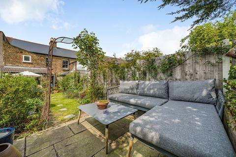17 Dorset Road, London, SE9 4QY