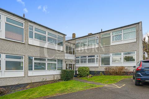 24 Cedar Mount, London, SE9 4RU