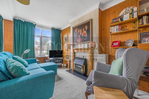 24 Cedar Mount, London, SE9 4RU