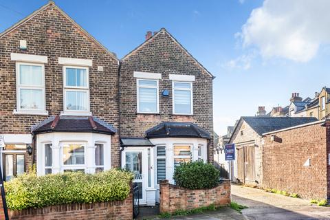 2 Reventlow Road, London, SE9 2DJ