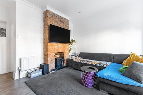 2 Reventlow Road, London, SE9 2DJ