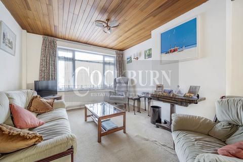 6 Downleys Close, London, SE9 3NA